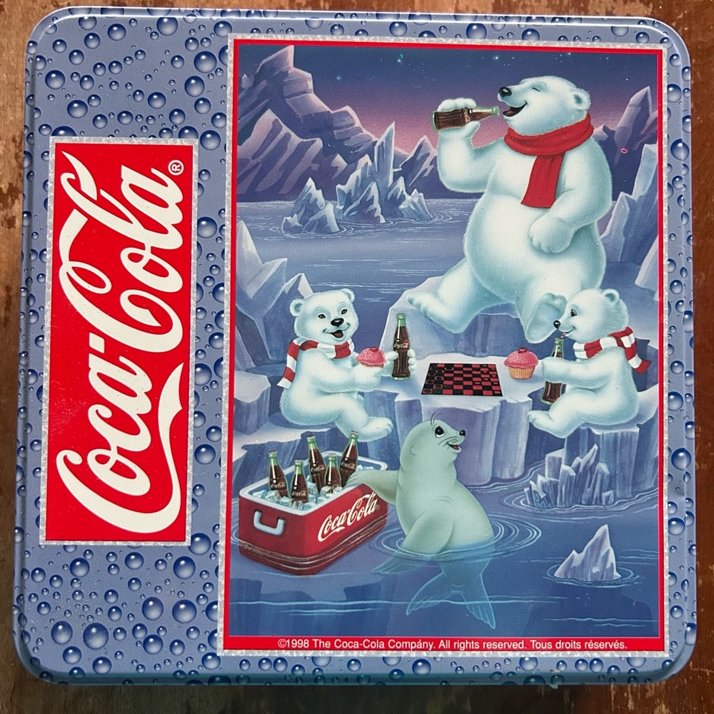 1998 Coca-Cola Polar Bear Family 1000 piece puzzle in collector tin. Never used.